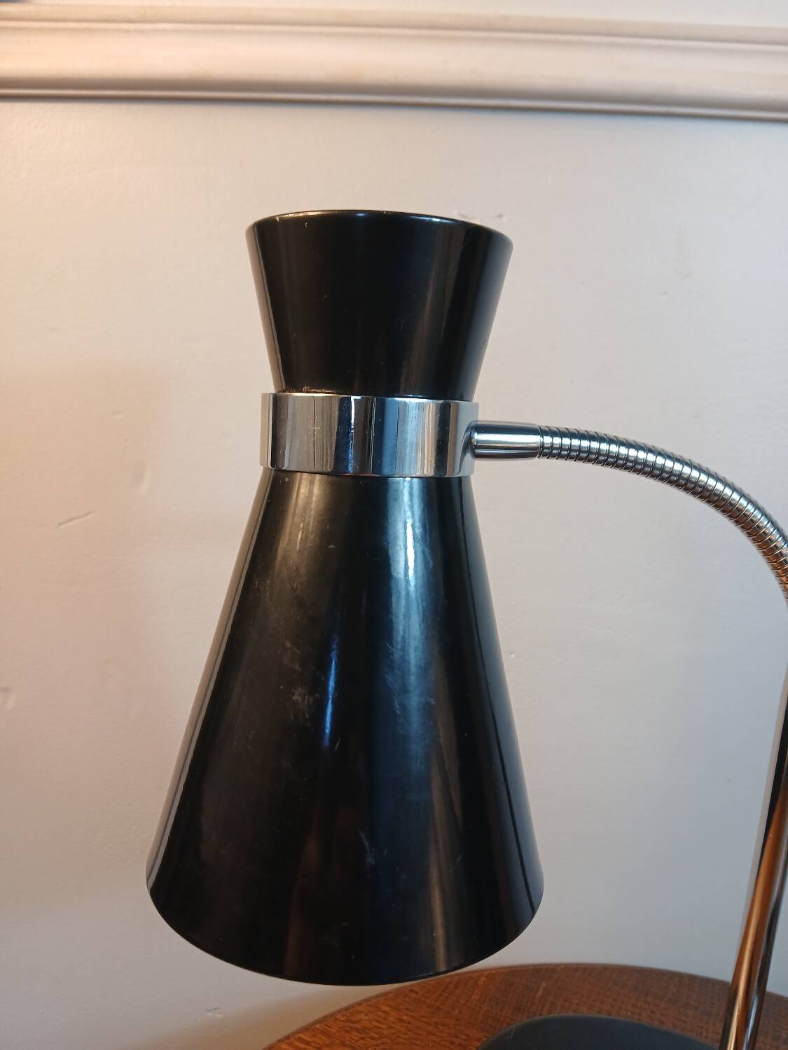 Lampe de bureau Diabolo noire et chrome 1970/80, socle rond, col flexi