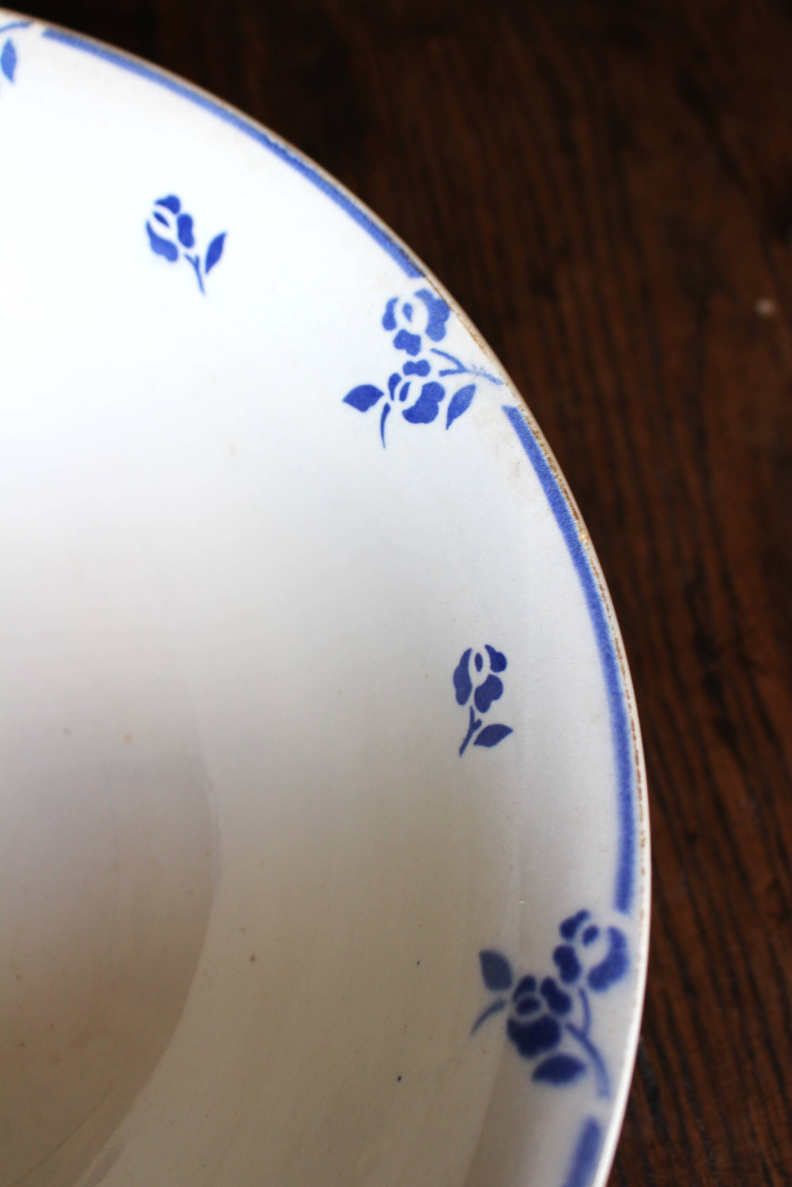 Blue salad bowl Digoin Art Deco Flowers