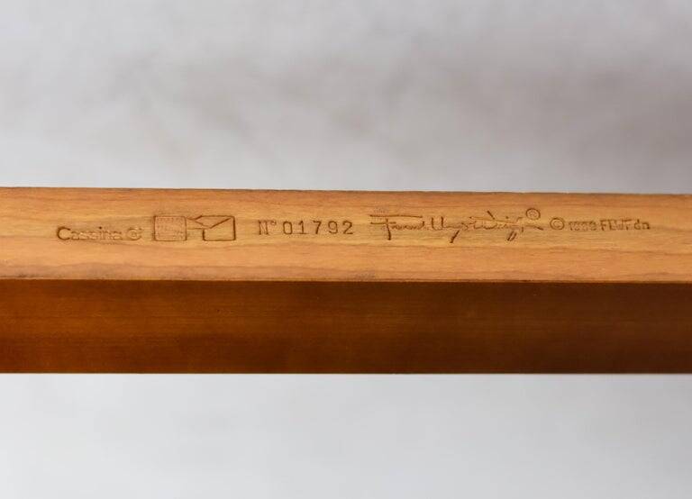 Table Frank Lloyd Wright ‘608 Taliesin’ + four Mackintosh chairs “309 Ingram”
