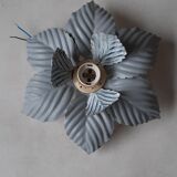Flower wall lamp to restore