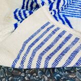 Traditional handmade pure wool rug, size 150 x 250 cm