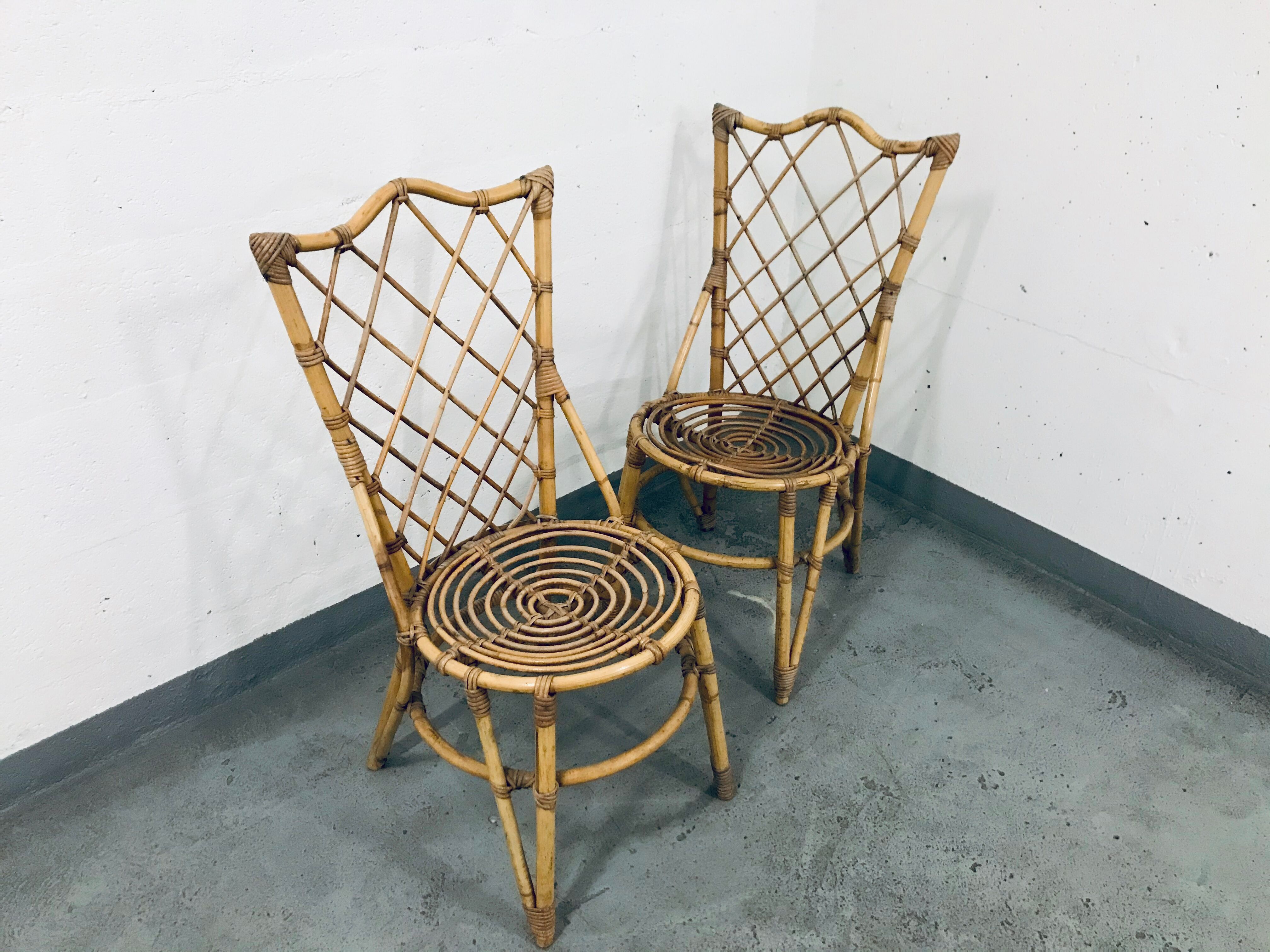 Duo rattan chairs