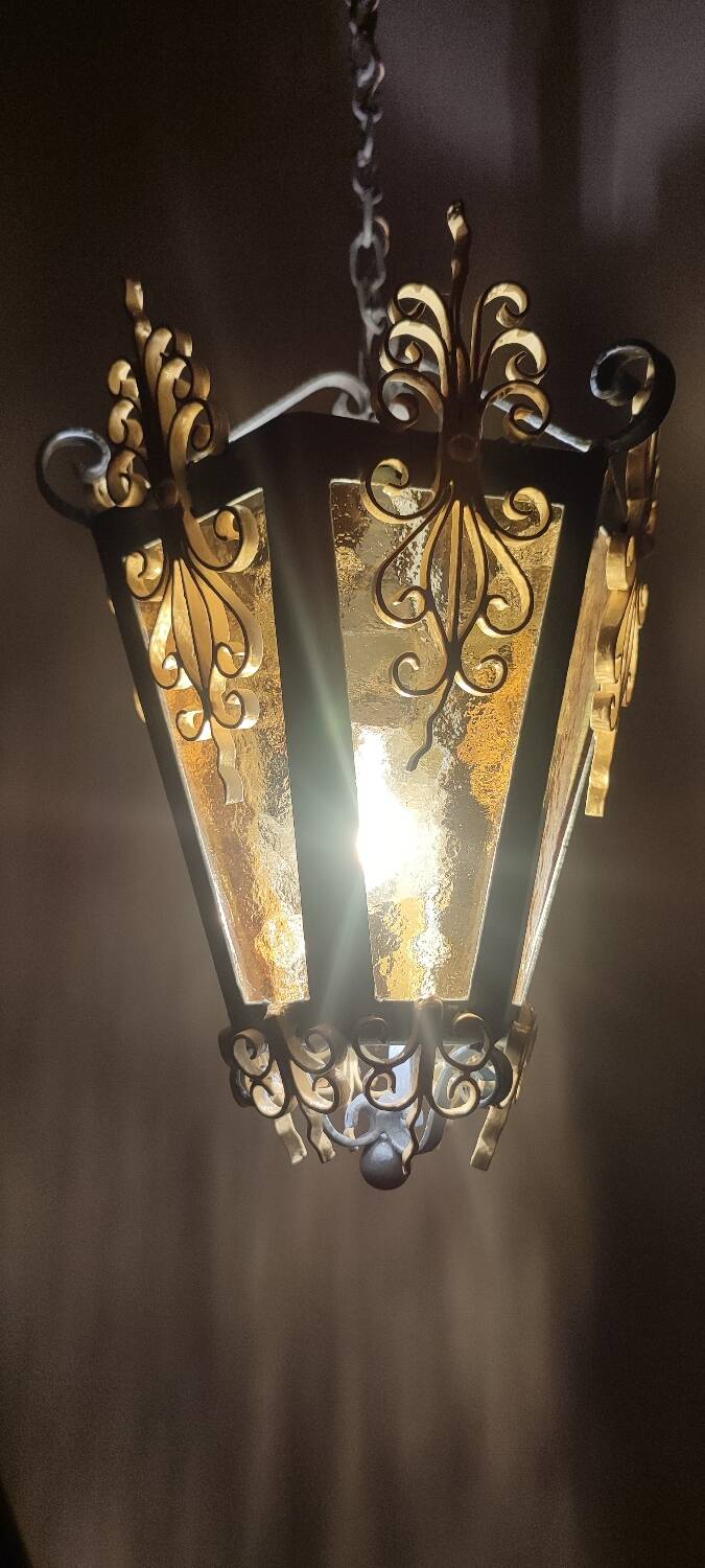 Lámpara de techo o farol. España, 1980s.