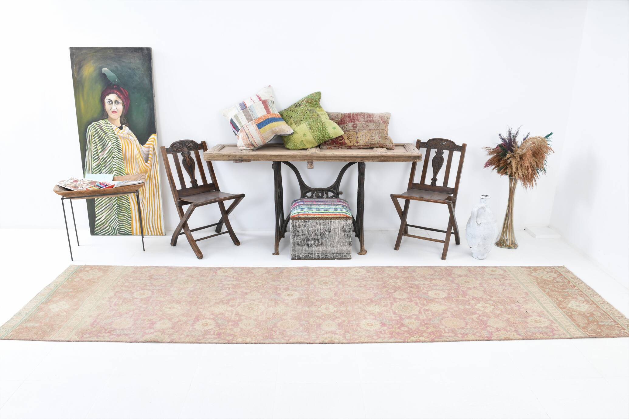 Shades Of Pale Pink Persian Runner Rug