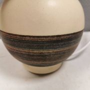 Beautiful table lamp in Ceramic, Danish and from the 1970-80s.