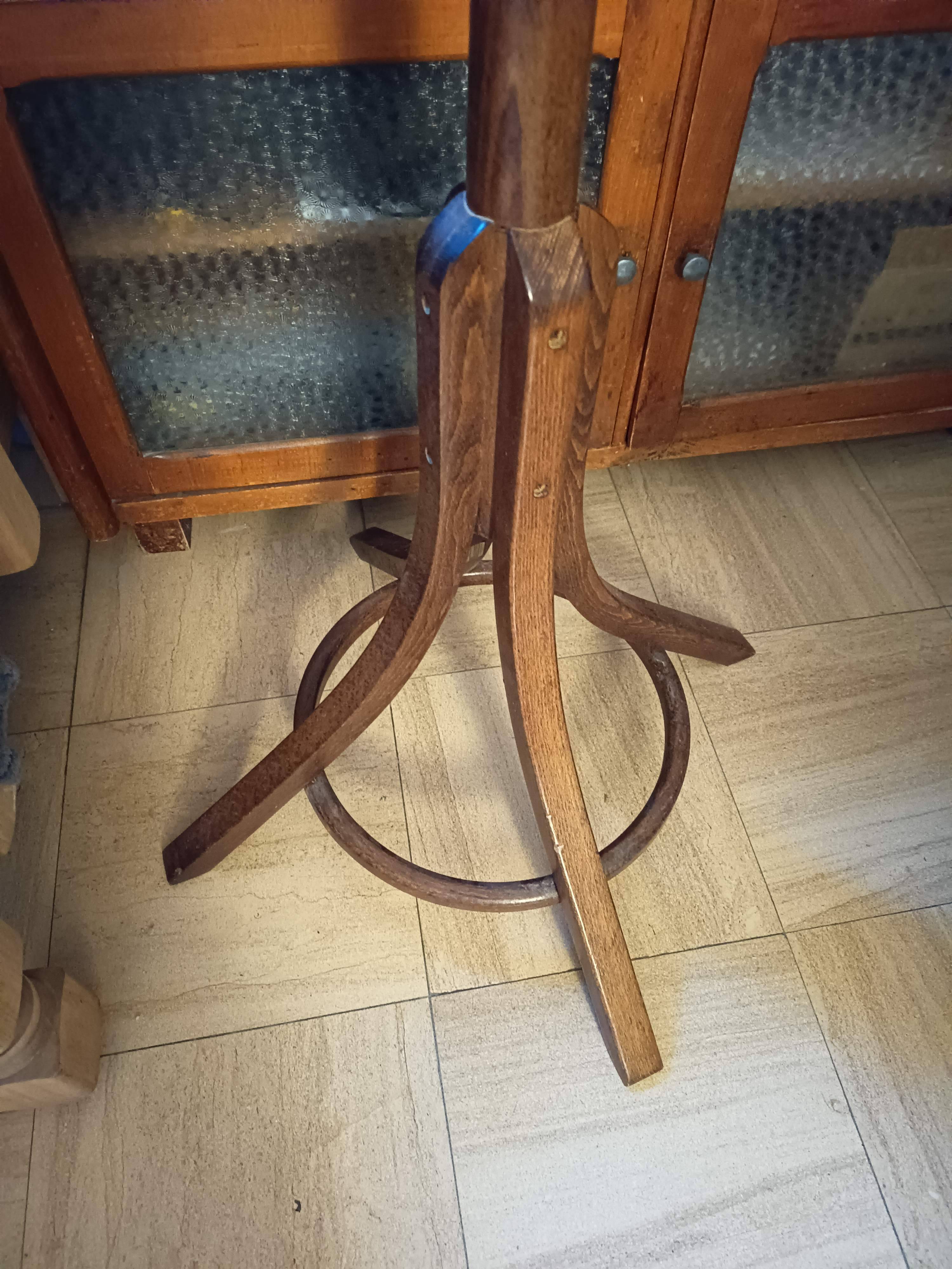Porte manteau perroquet Baumann