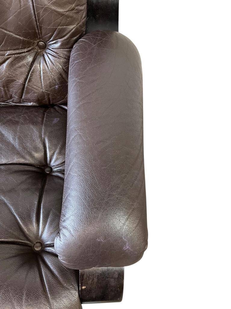 Vintage brown leather two-seater sofa/chaise longue