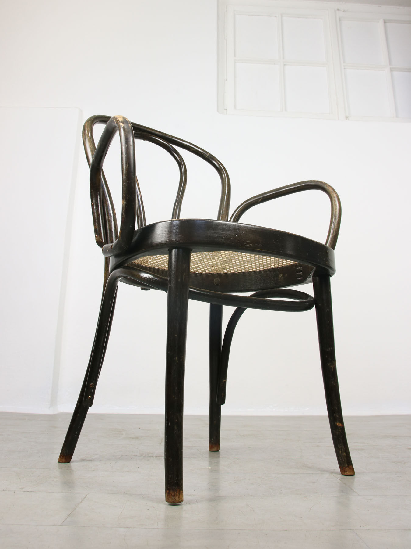 Vintage Bentwood Wide Seat and Arms Bistro Chair