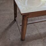 Farm table