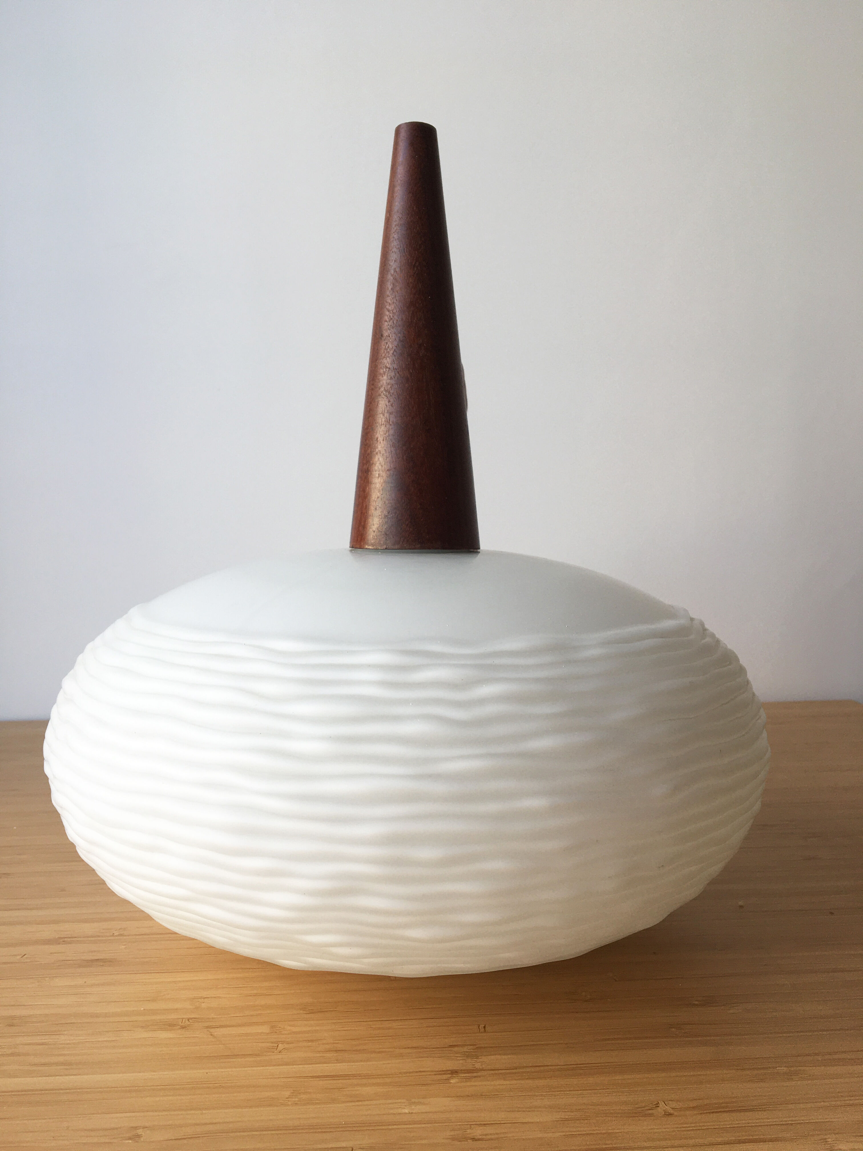 Suspension scandinave de Louis Kalff