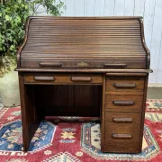 Bureau à cylindre en chêne
