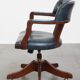 Bureau et chaise de bureau Chesterfield en cuir de vachette bleu