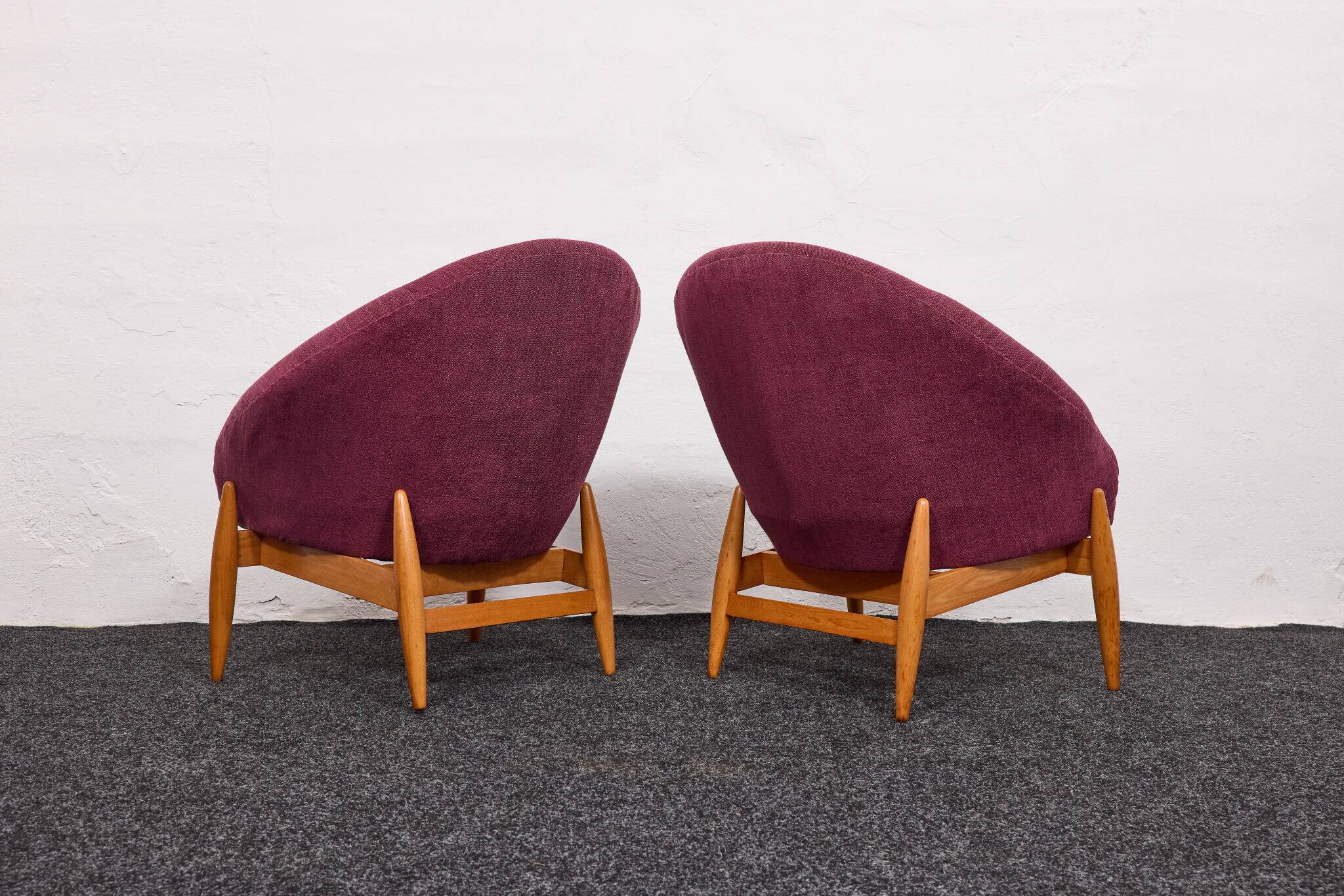 Lounge Chairs in Hand-Stitched Jacquard Upholstery by Sándor Palócz, 1968