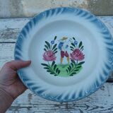 Ancient dish in cermal Saint Amand Naif character