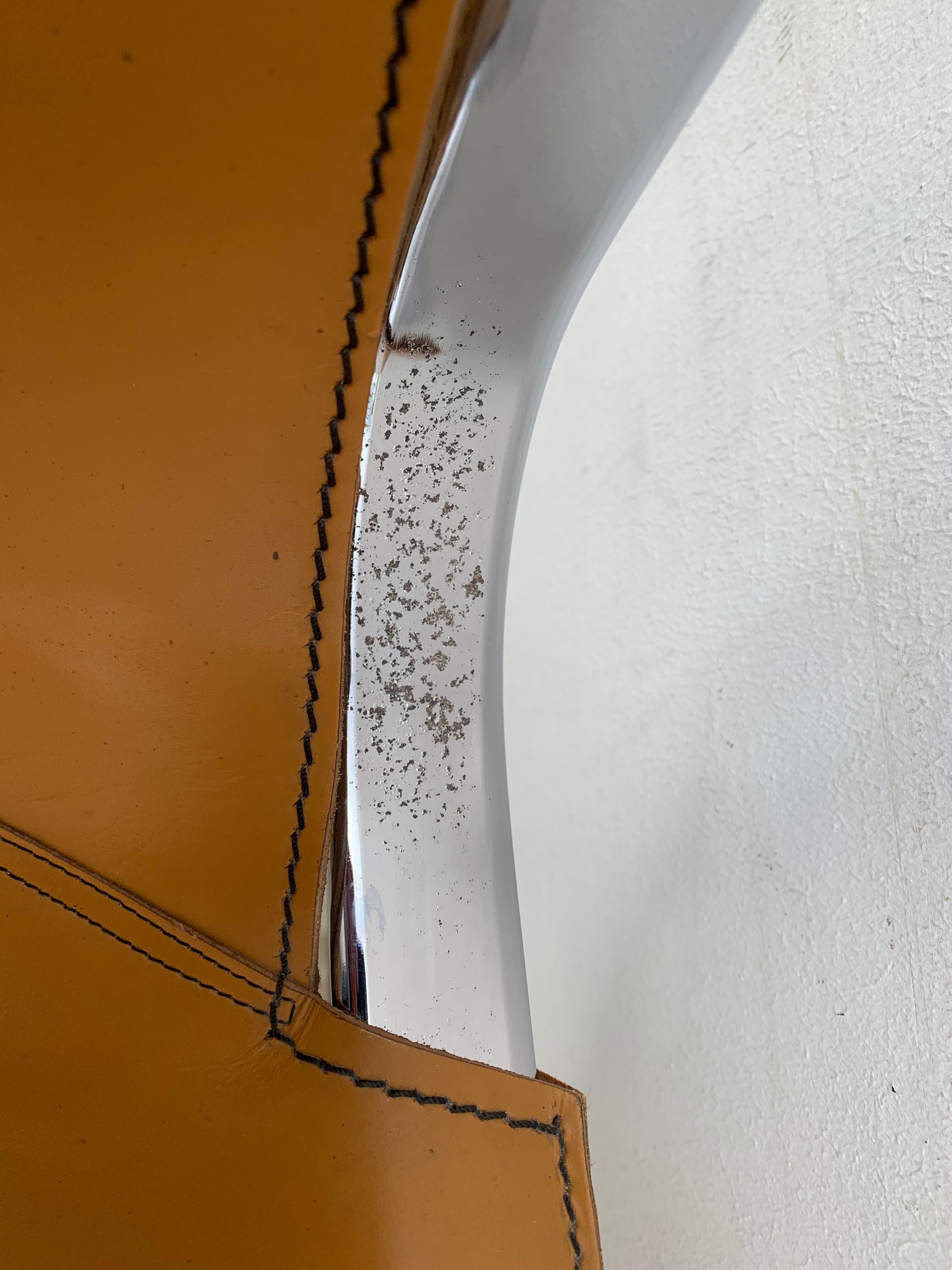 Lot 4 Italian chairs, Cidue camel leather and chrome 1970