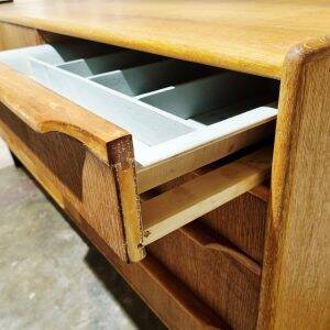 Buffet Cees Braakman de la série « Oak » DE02, UMS Pastoe, années 1950, Pays-Bas