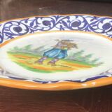 Plate HB Henriot Quimper "biniou player"