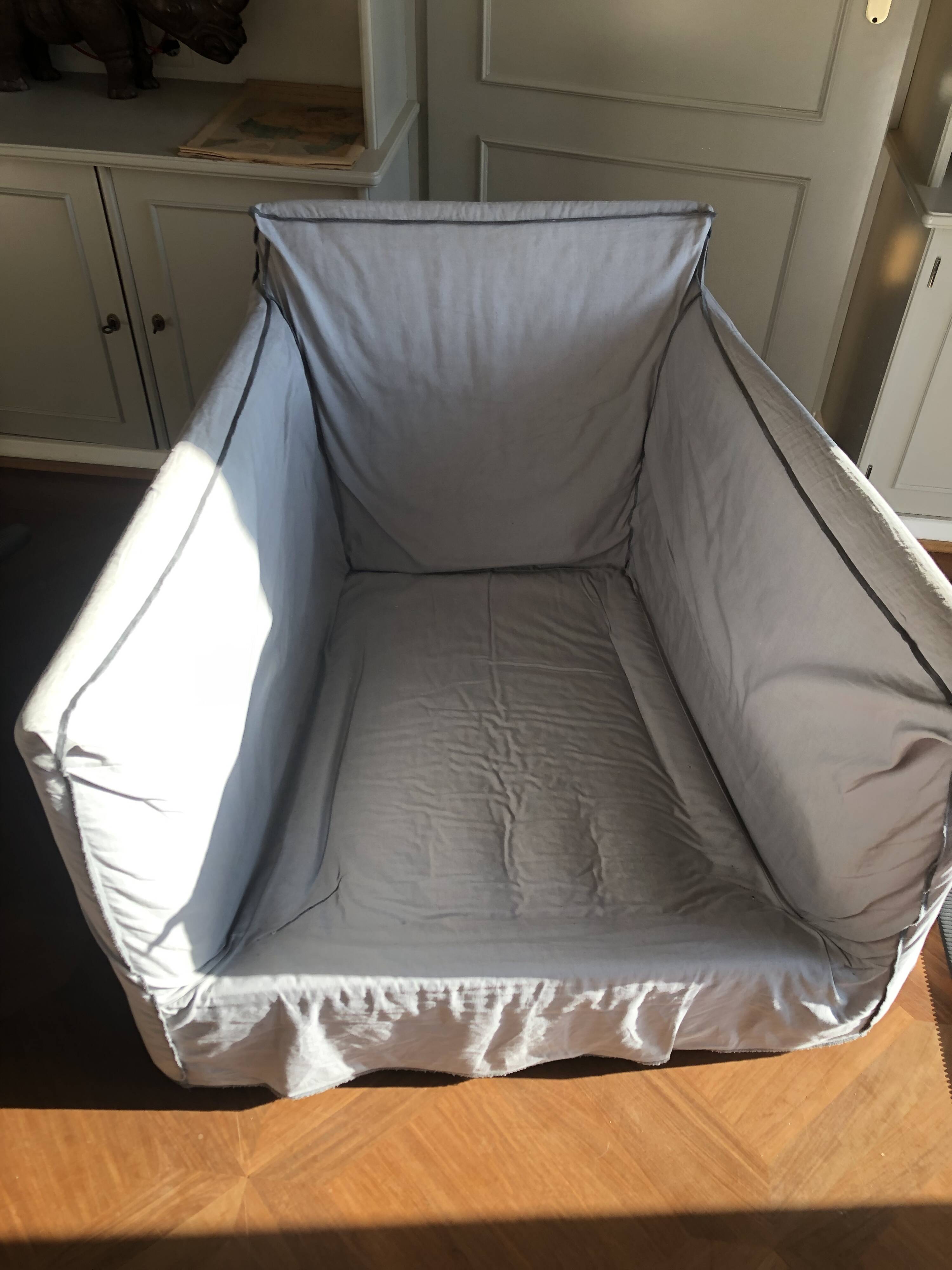 Ghost Armchair 01 Gervasoni glacier blue