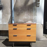 Dresser John and Sylvia Reid, stag edition1960