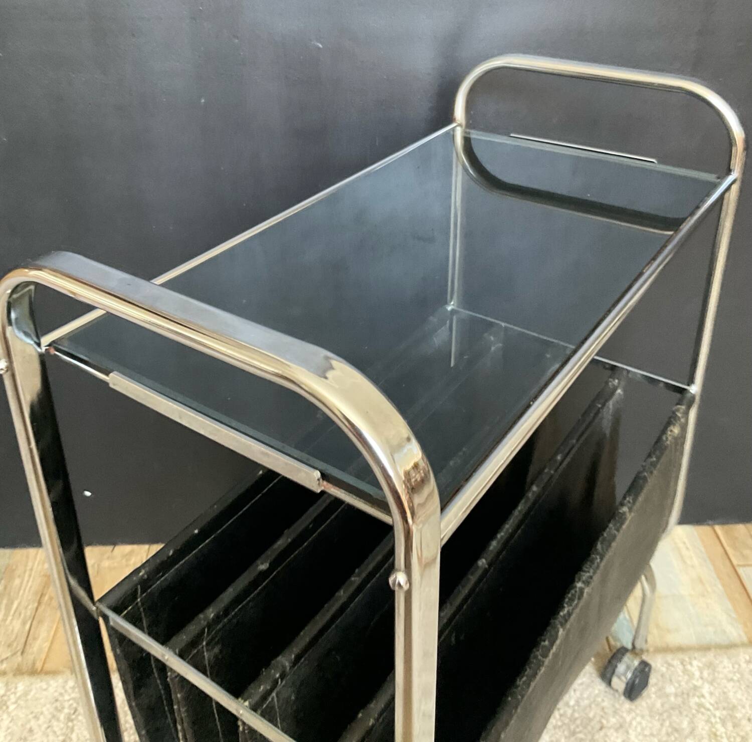 Vintage side table with magazine rack from the 70s