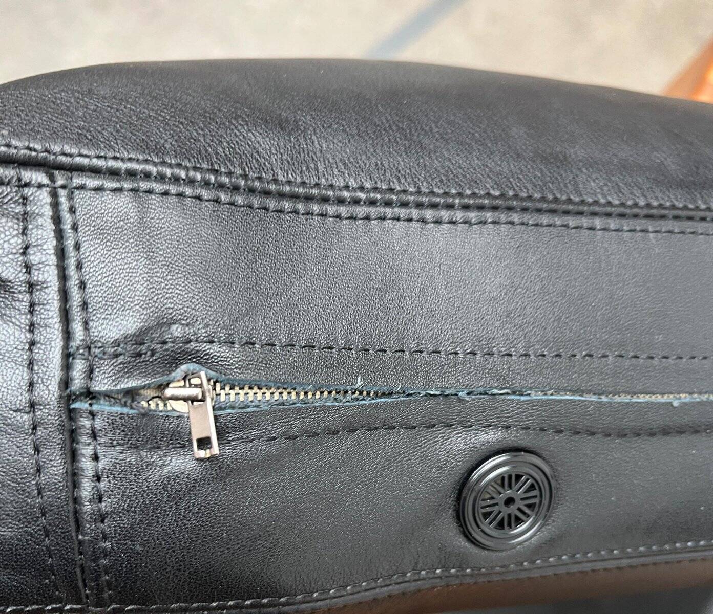 Mid-Century lounge chair model Bonanza with a high back in leather by Esko Pajamies for Asko, Finland, 1960s.