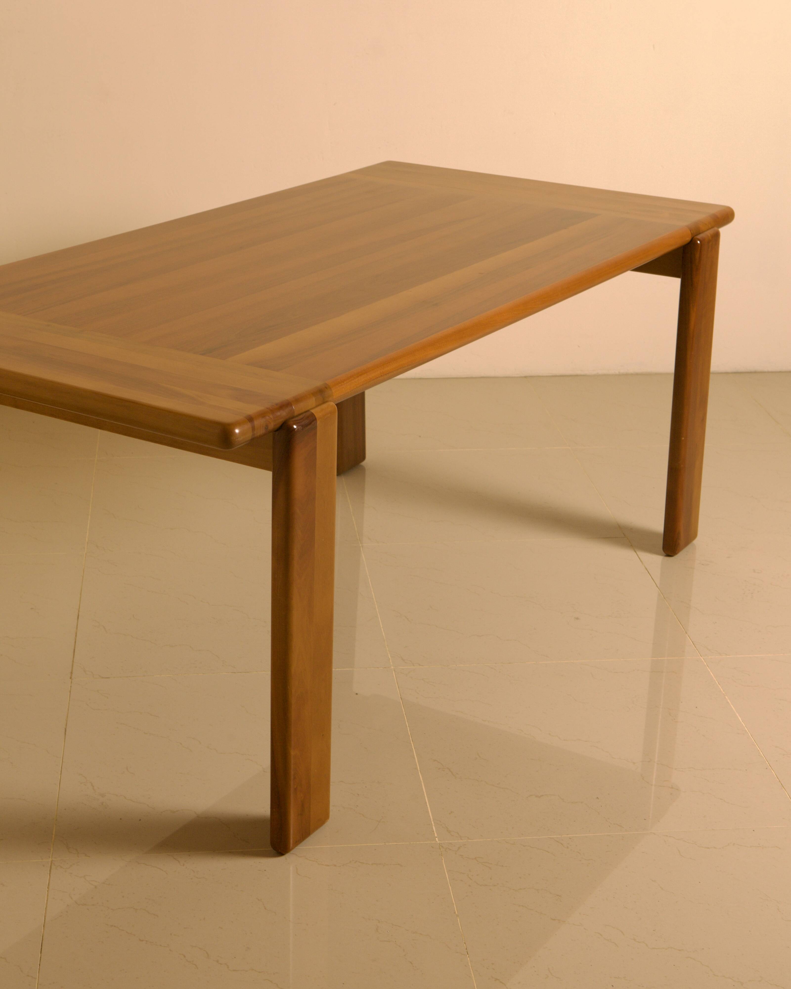 "Marengo" table in walnut by Tarcisio Colzani for Mobil Girgi 70's