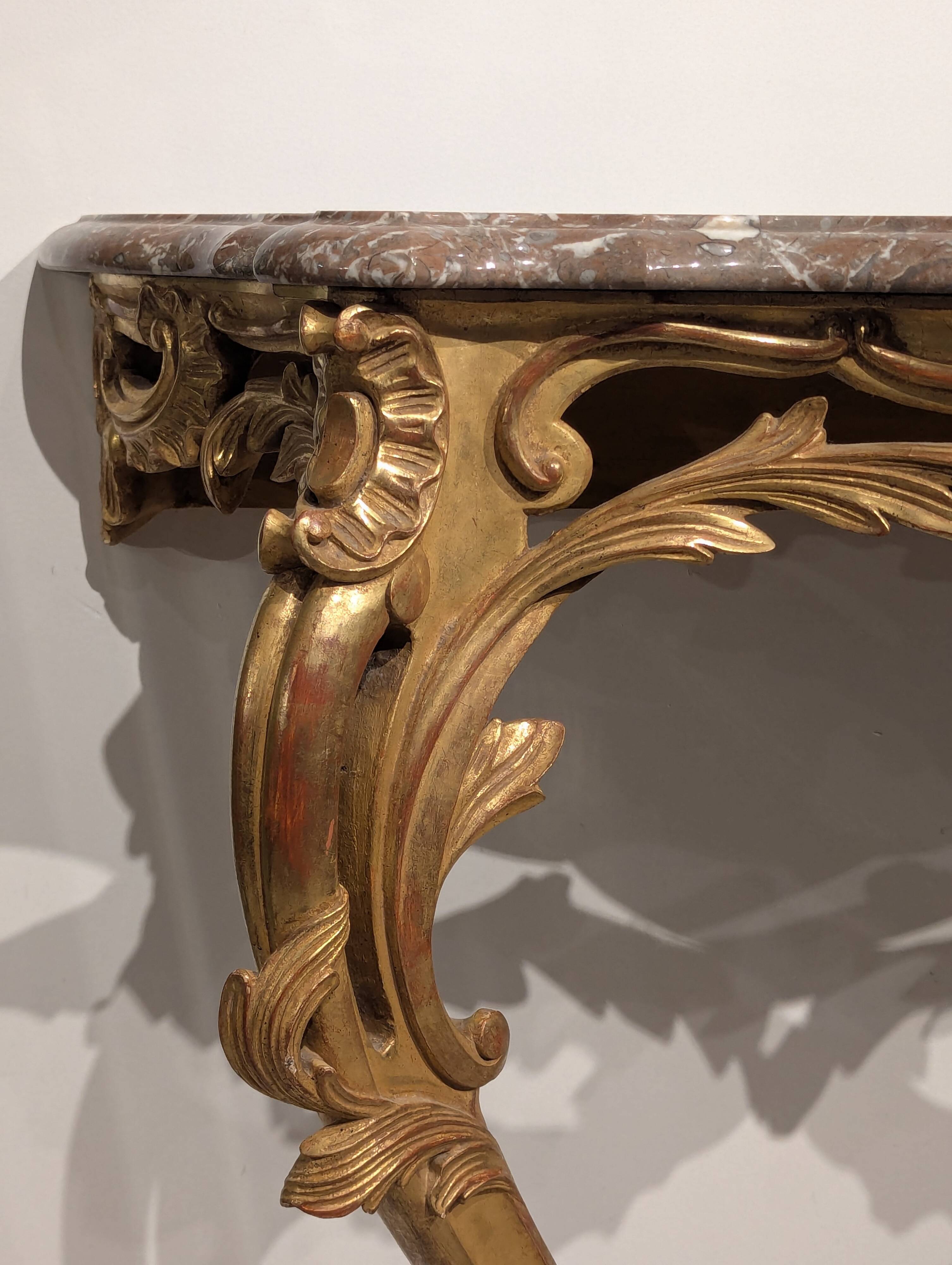Console Louis XV en bois doré