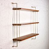Modular shelves String style