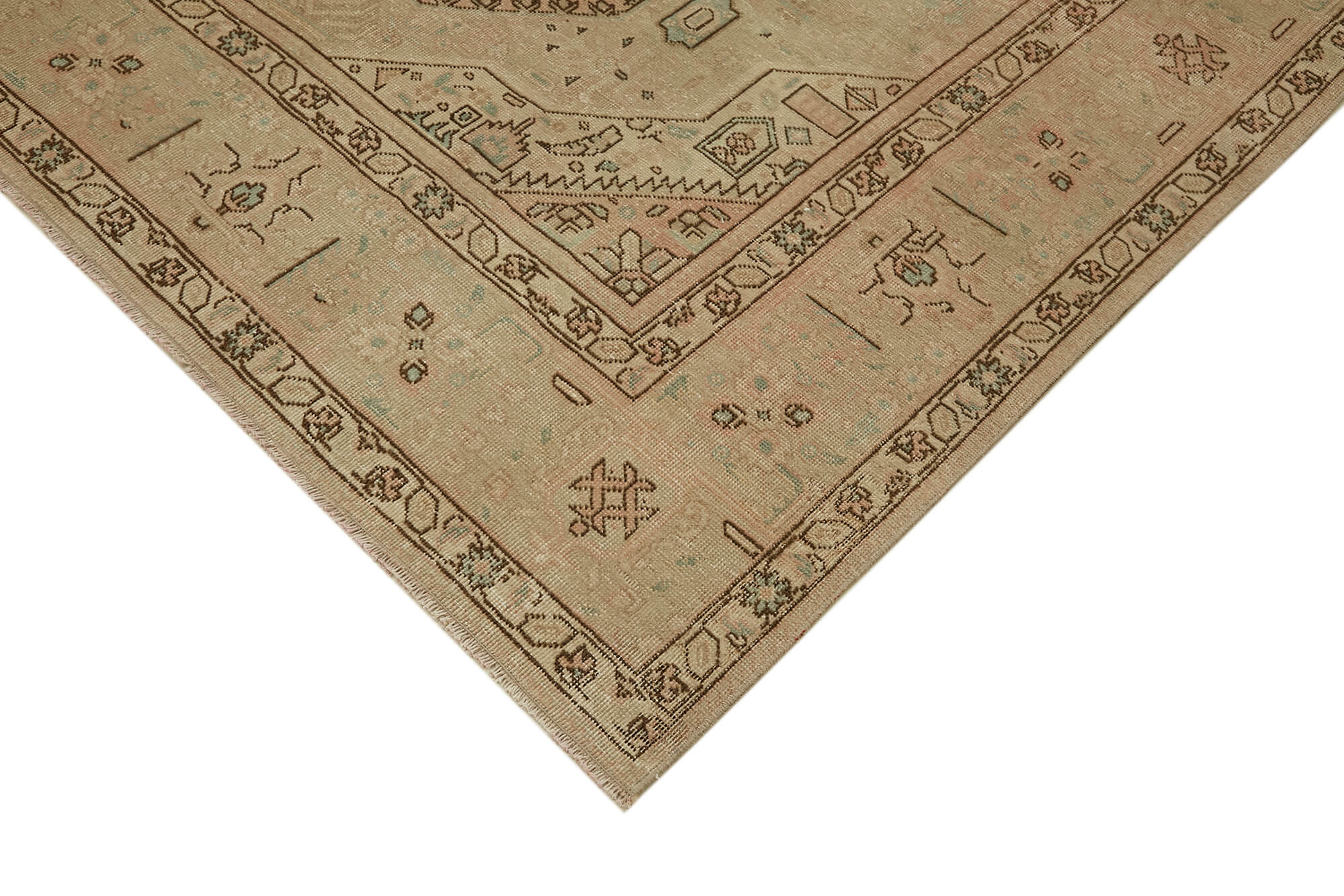 Hand-knotted persian antique 1970s 250 cm x 327 cm beige wool carpet