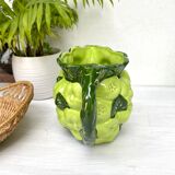 Pitcher in apple slurry