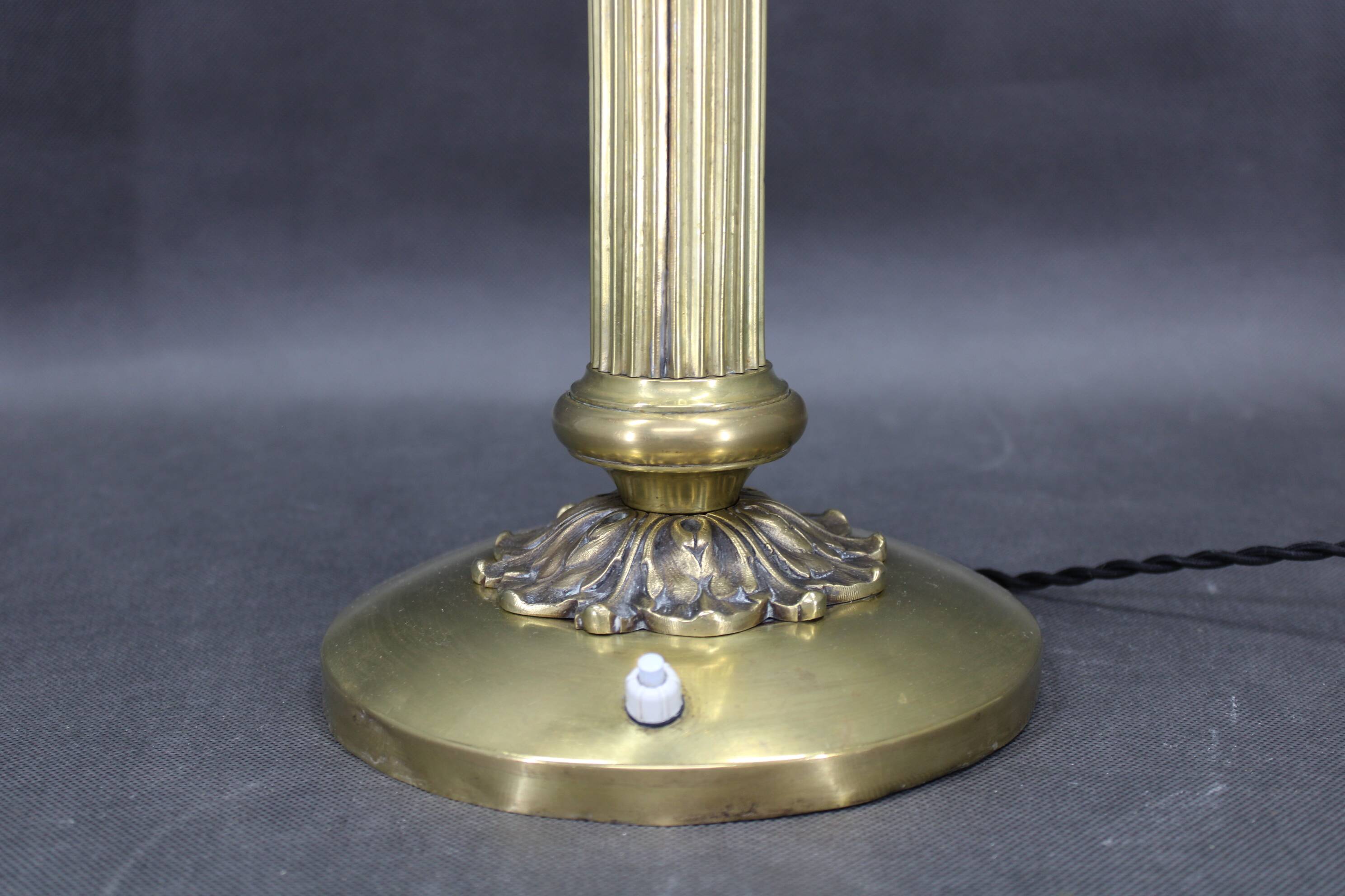 1930s Secession brass and glass dual desk lamp, Czechoslovakia