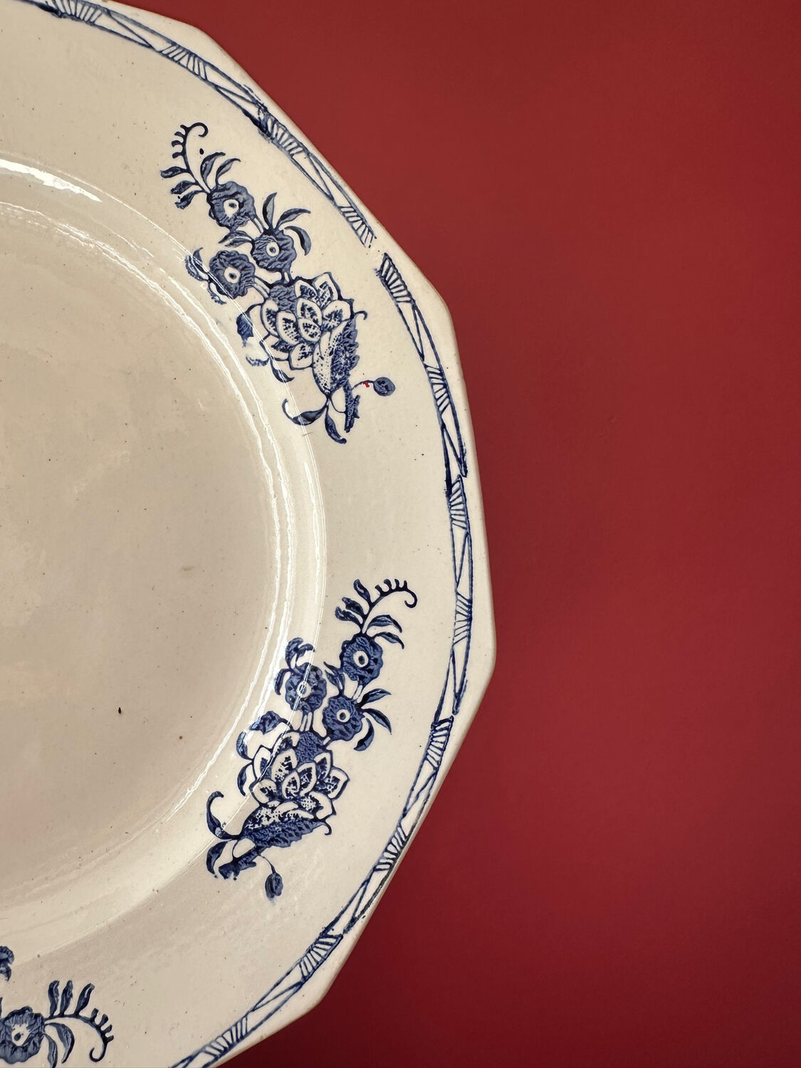 Antique mounted plates