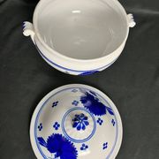 Lunéville, soupière en faïence à décor bleu fin XIXème