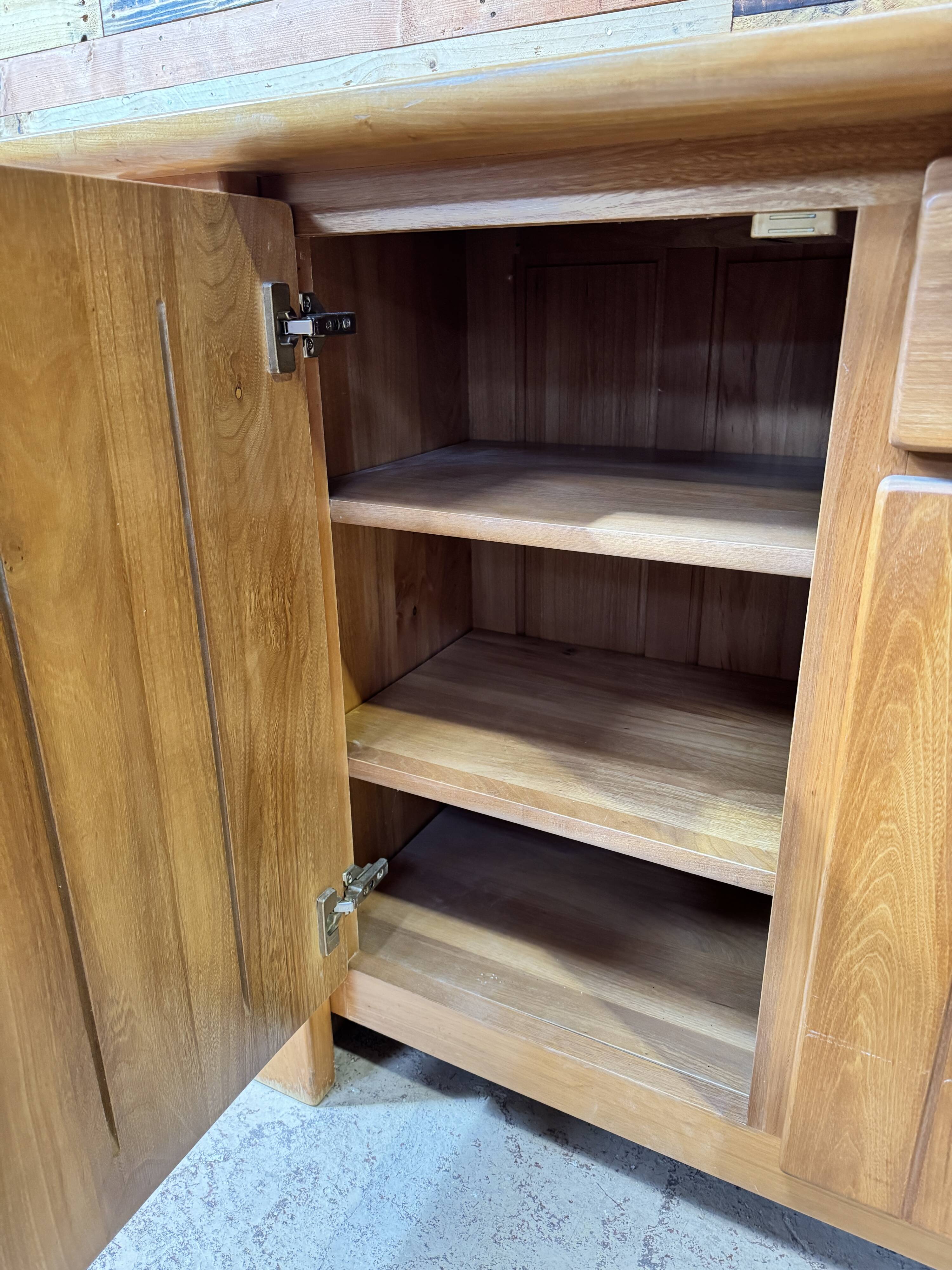 Enfilade in solid elm – 1980s