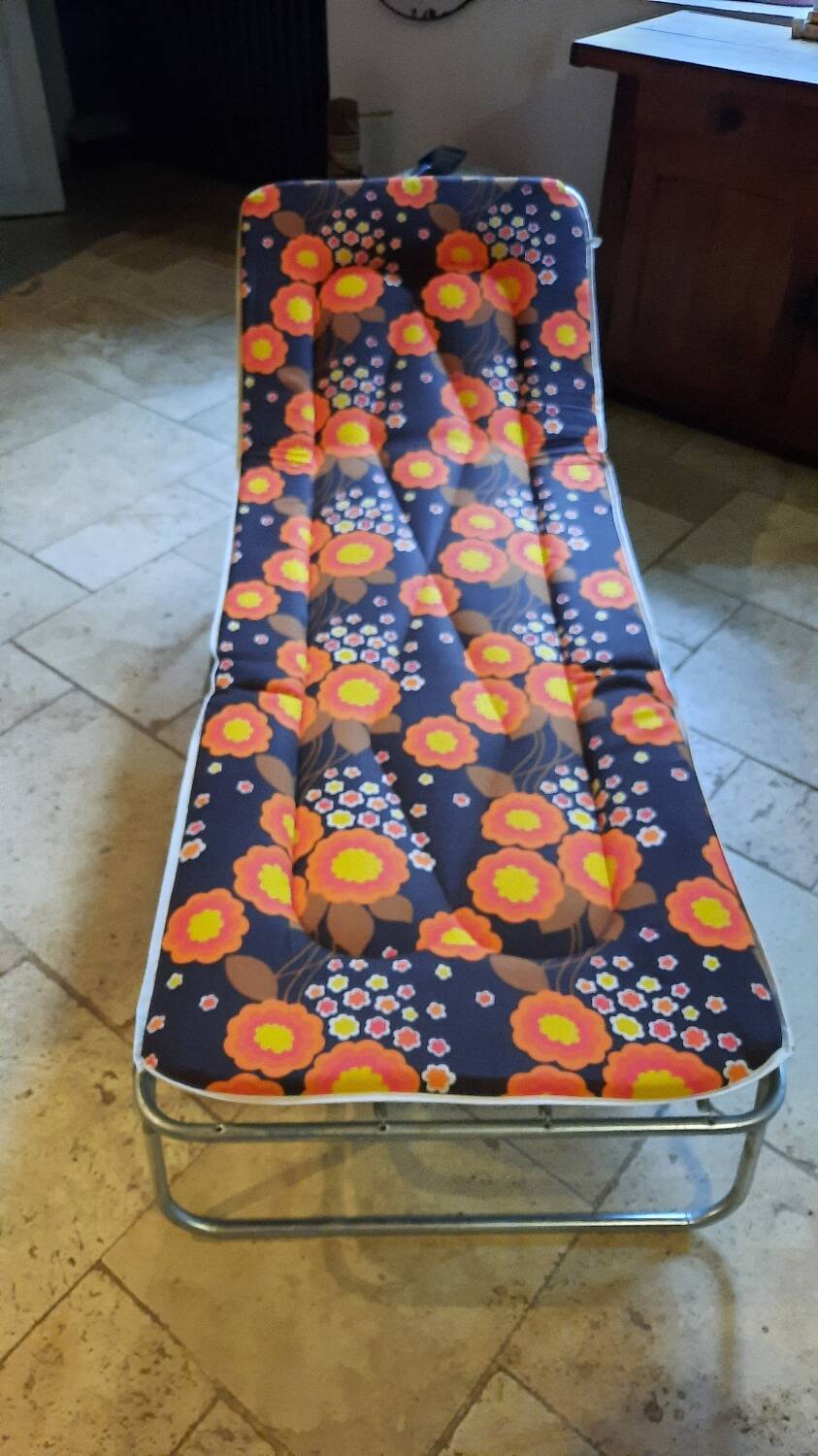 Vintage floral camping folder