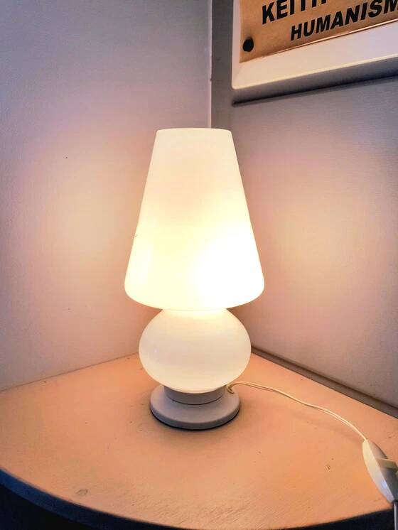 Murano opaline mushroom lamp, 1970