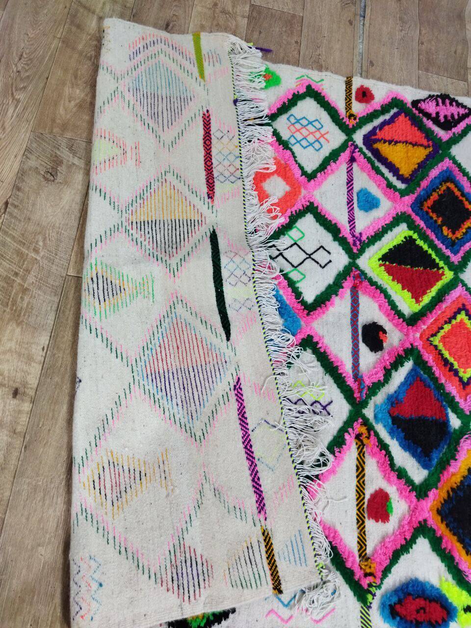 Handmade Moroccan Berber rug 253 X 144 CM