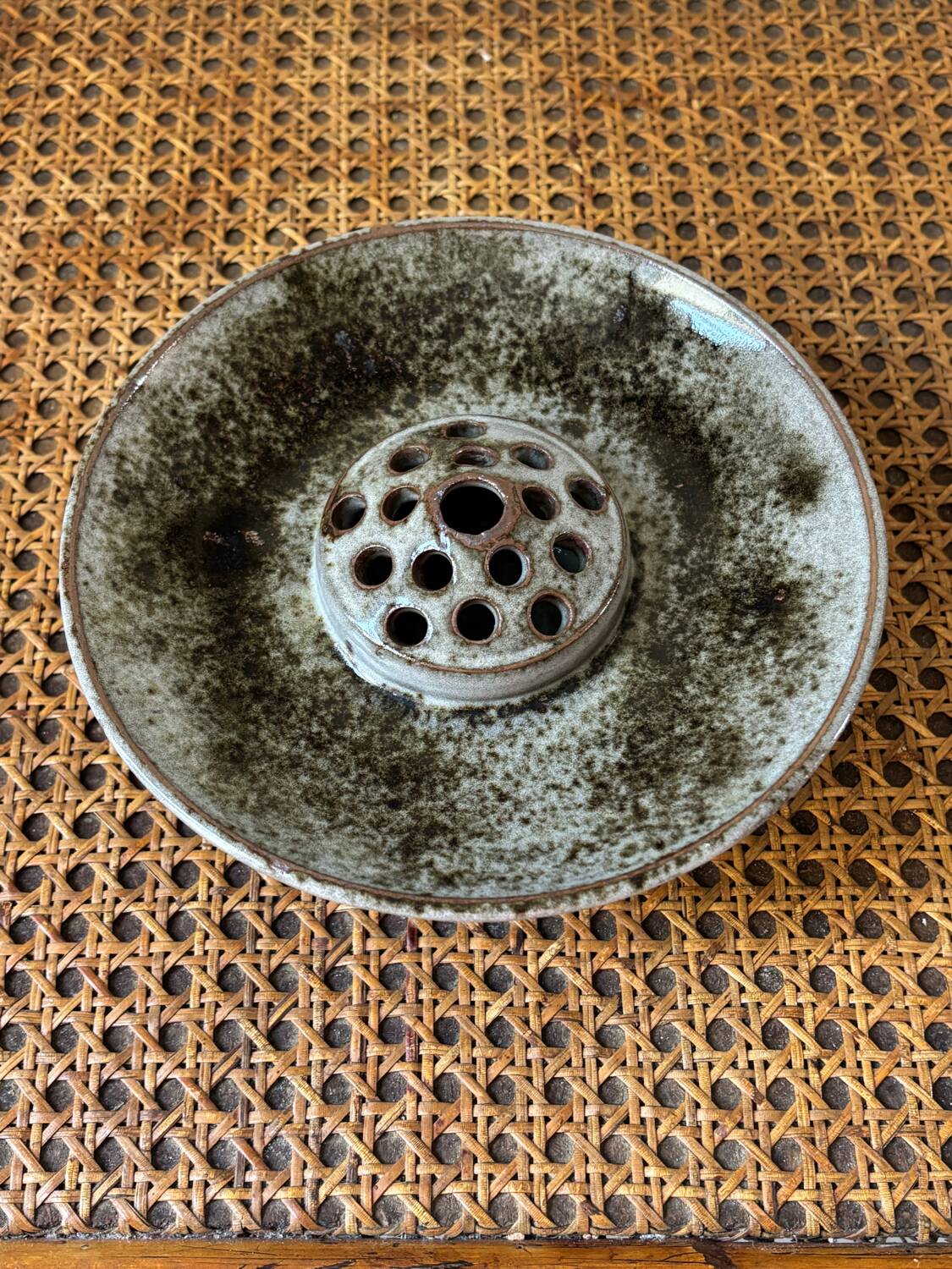 Ceramic flower holder Chantal and Thierry Robert