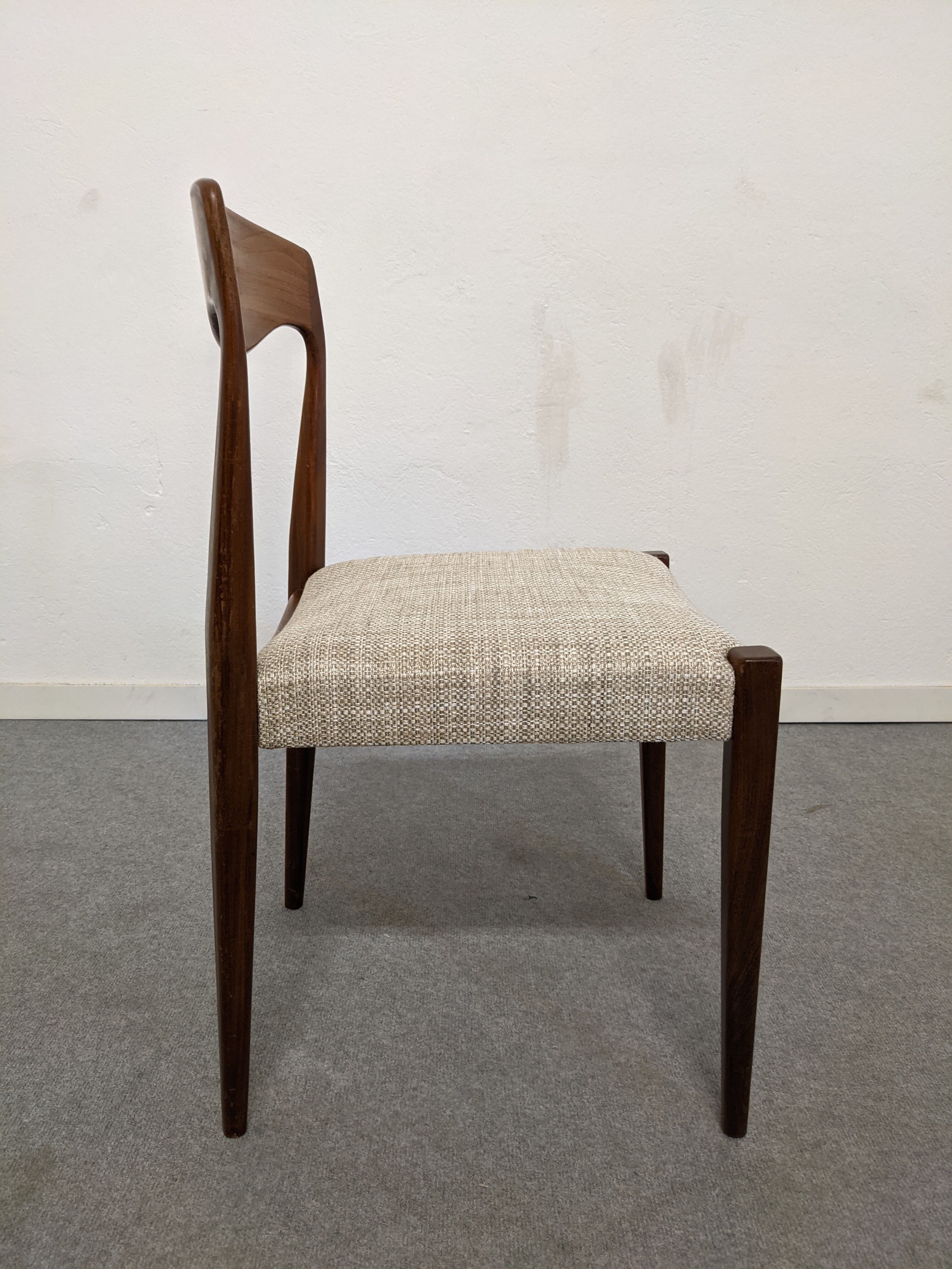Set of 6 Danish chairs from the 70
