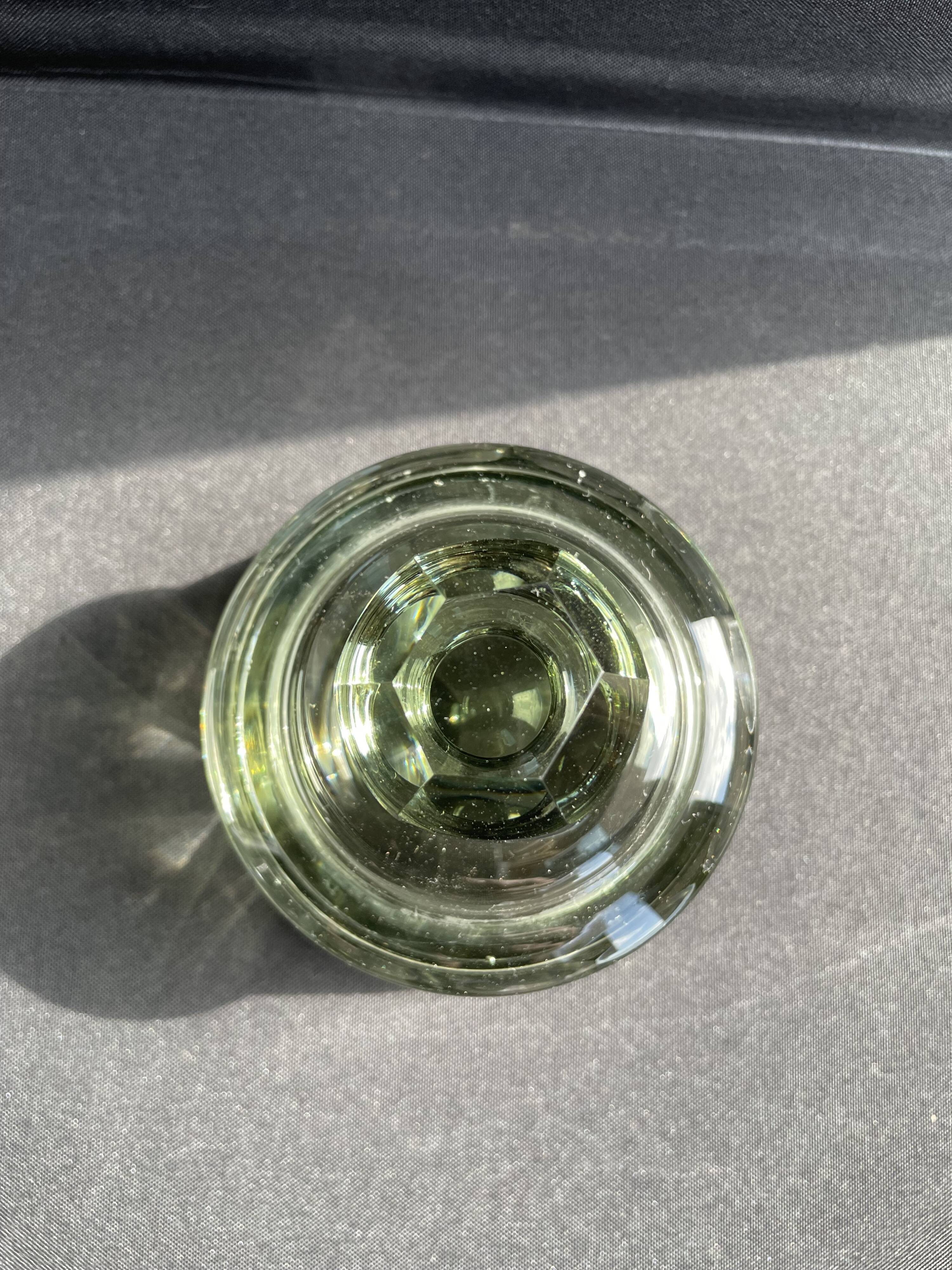 Powder magazine or candy maker made of cut crystal