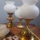 Trio lampes à poser style art deco bronze et opaline blanche