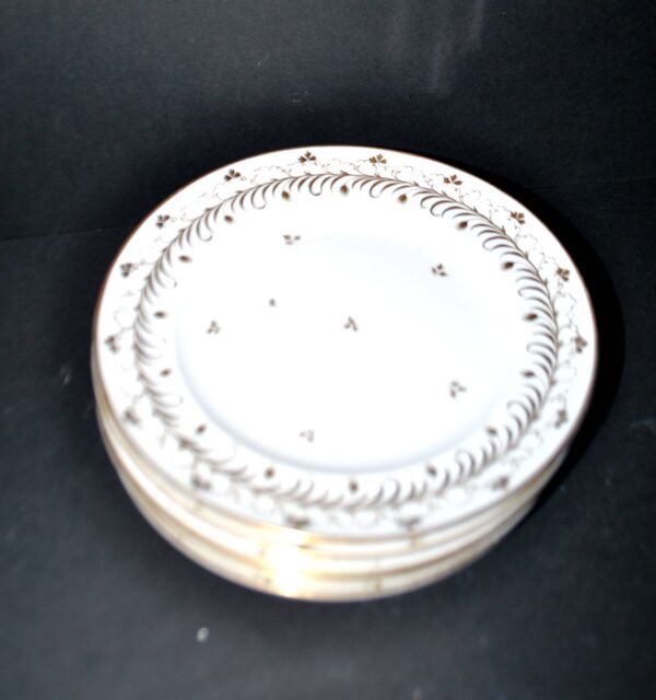 Niderviller lot de 6 assiettes Empire et soupière en porcelaine dure décor blé peint or 1790