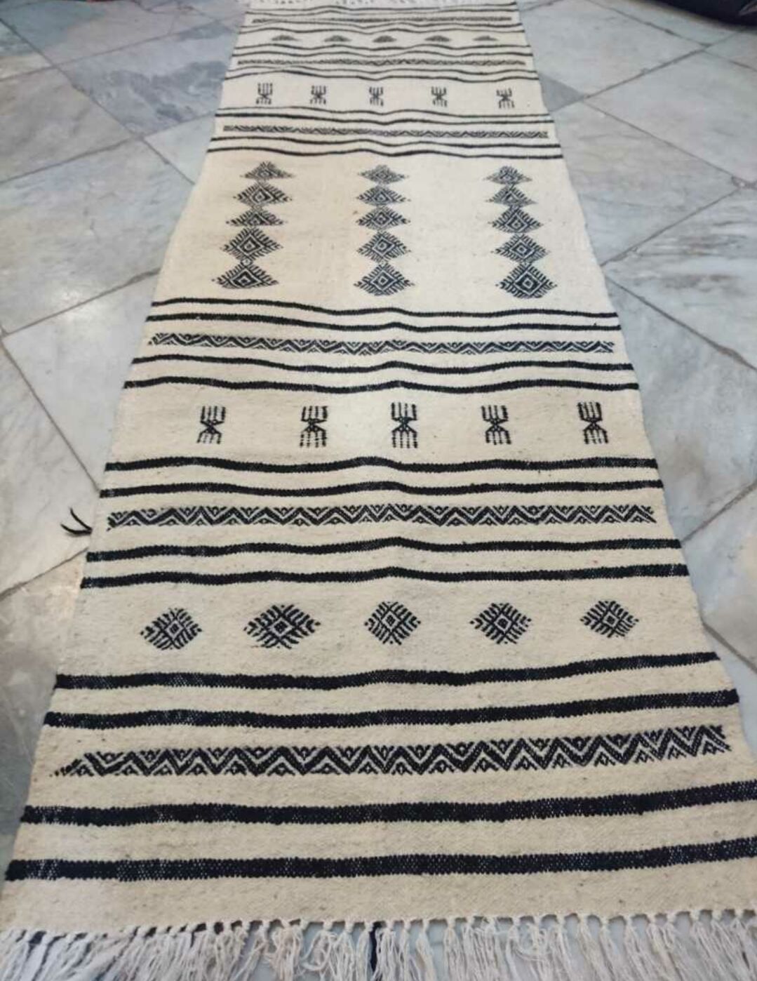 Corridor Kilim black and white handmade v