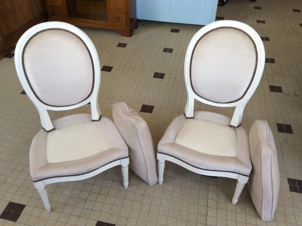 2 chaises de chambre