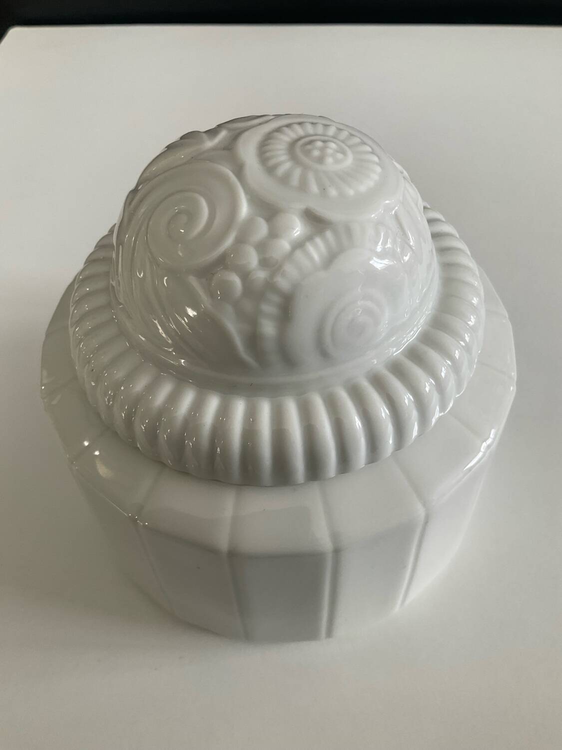 Vintage Limoges porcelain bonbonnière