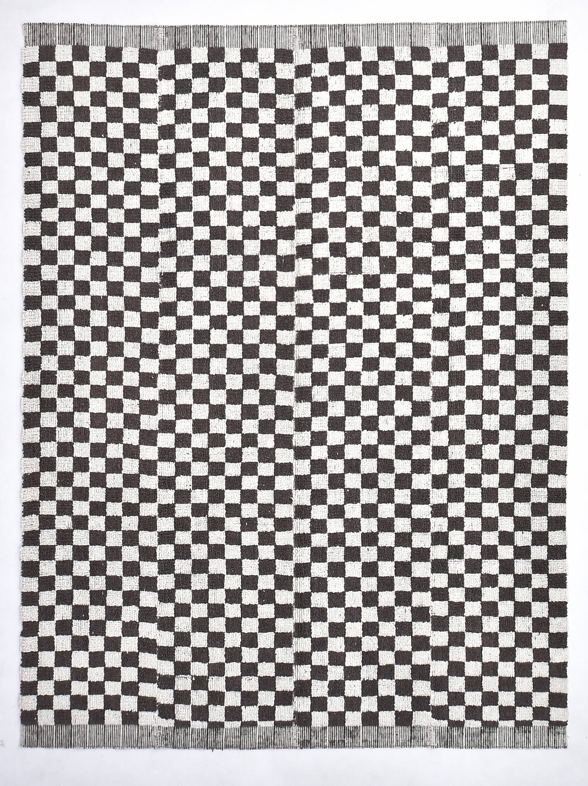 9x11 Brown & White Checkered Moroccan Rug, 269x349Cm