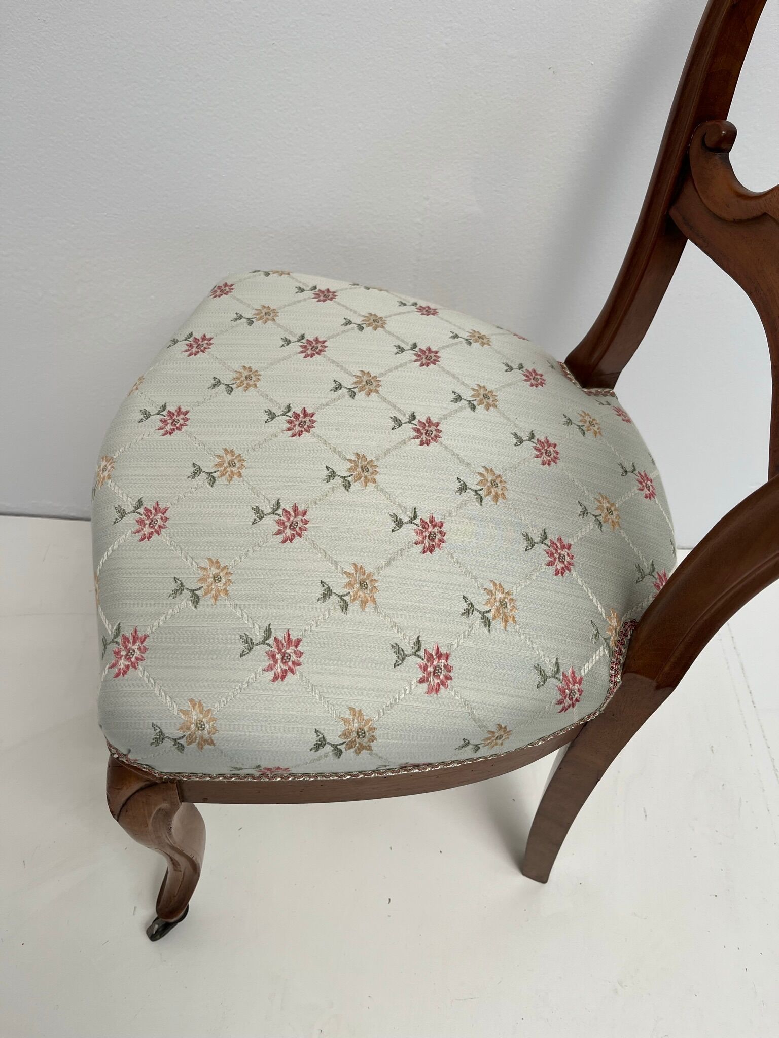 Louis-Philippe upholstered walnut chairs