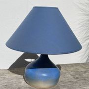Lampe en céramique bleu vintage