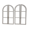 2 pairs of arched windows