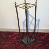 Brass umbrella door